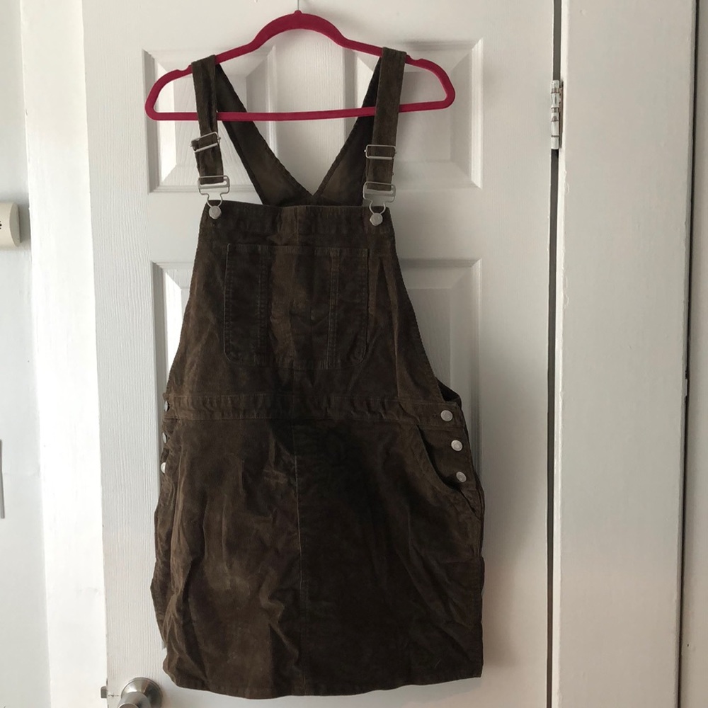 Overall corduroy skirt